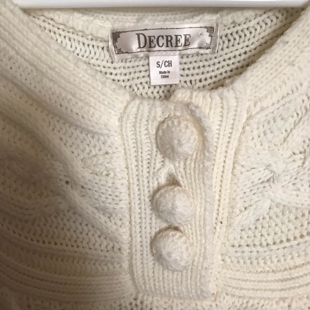Decree Sweater Top - Picture 2 of 3